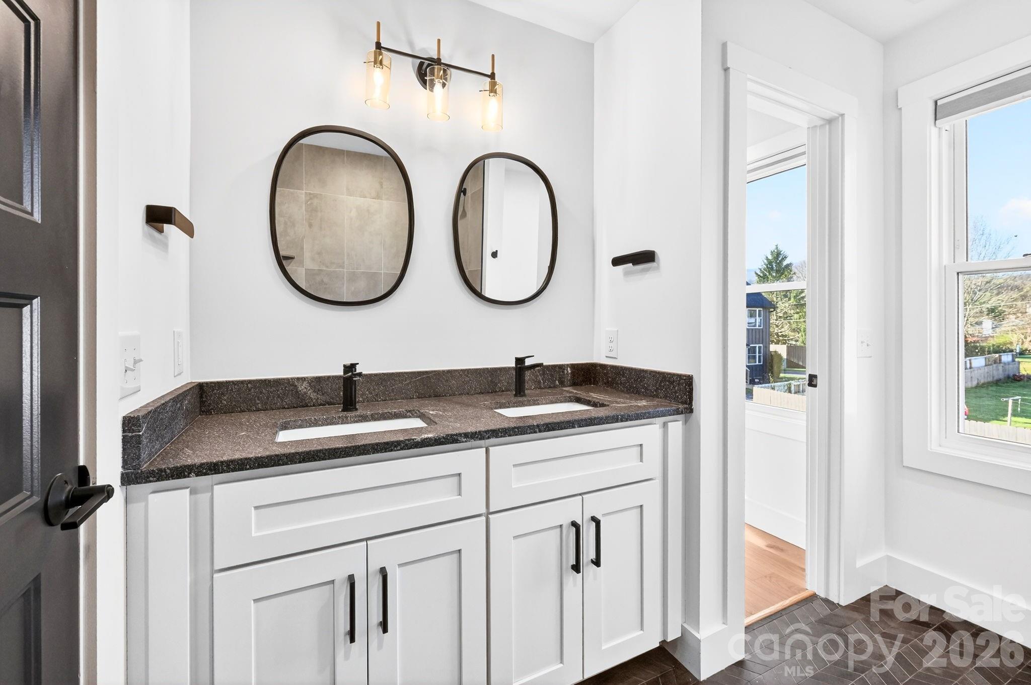 477 Oakdale Road Waynesville NC 28786