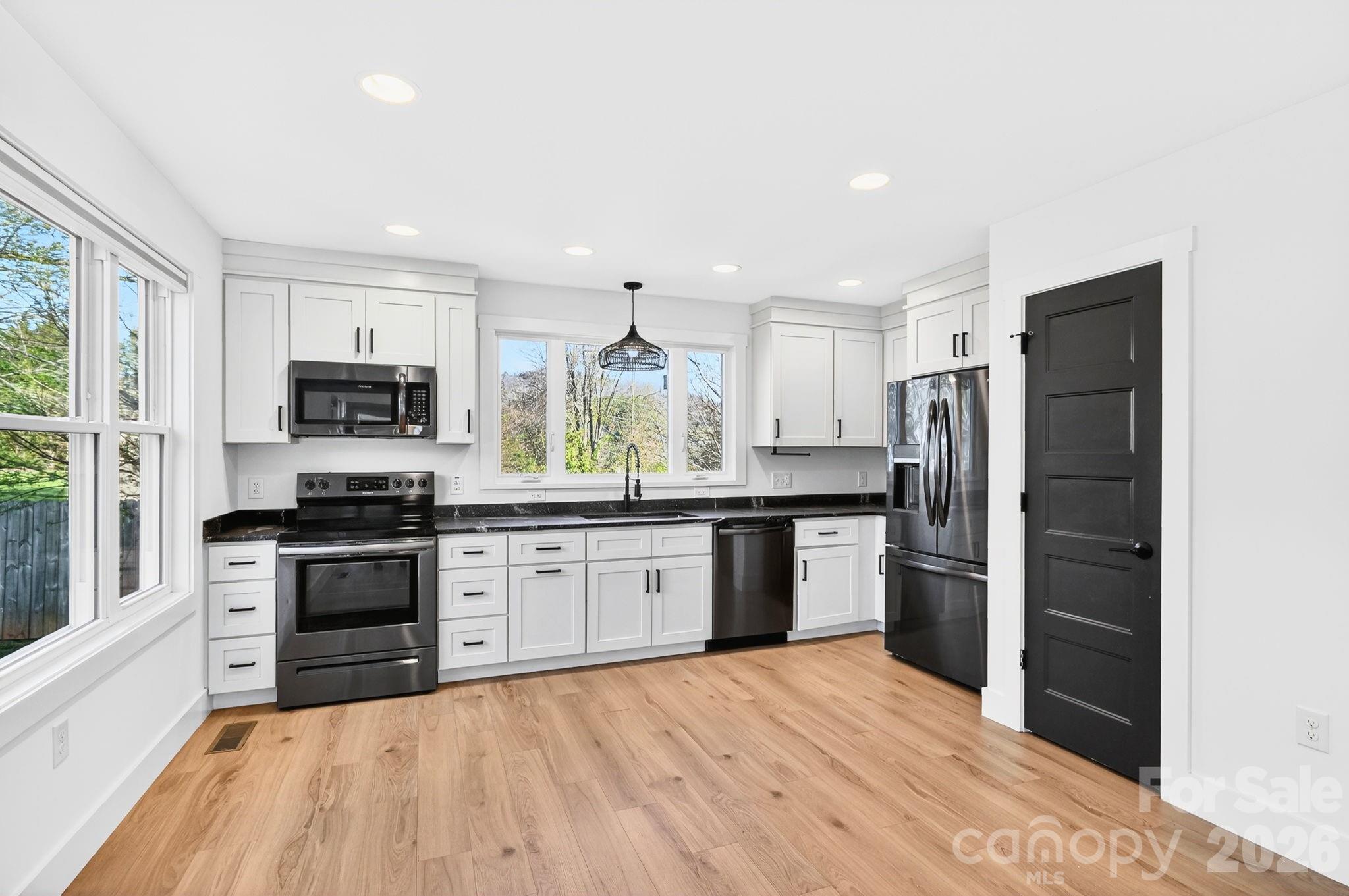 477 Oakdale Road Waynesville NC 28786