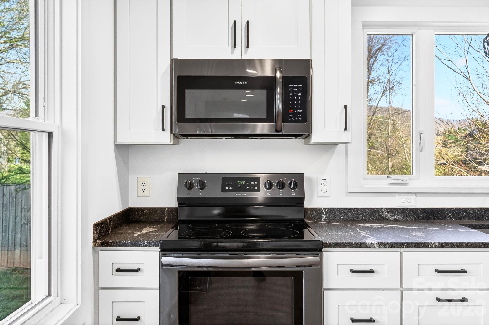 477 Oakdale Road Waynesville NC 28786