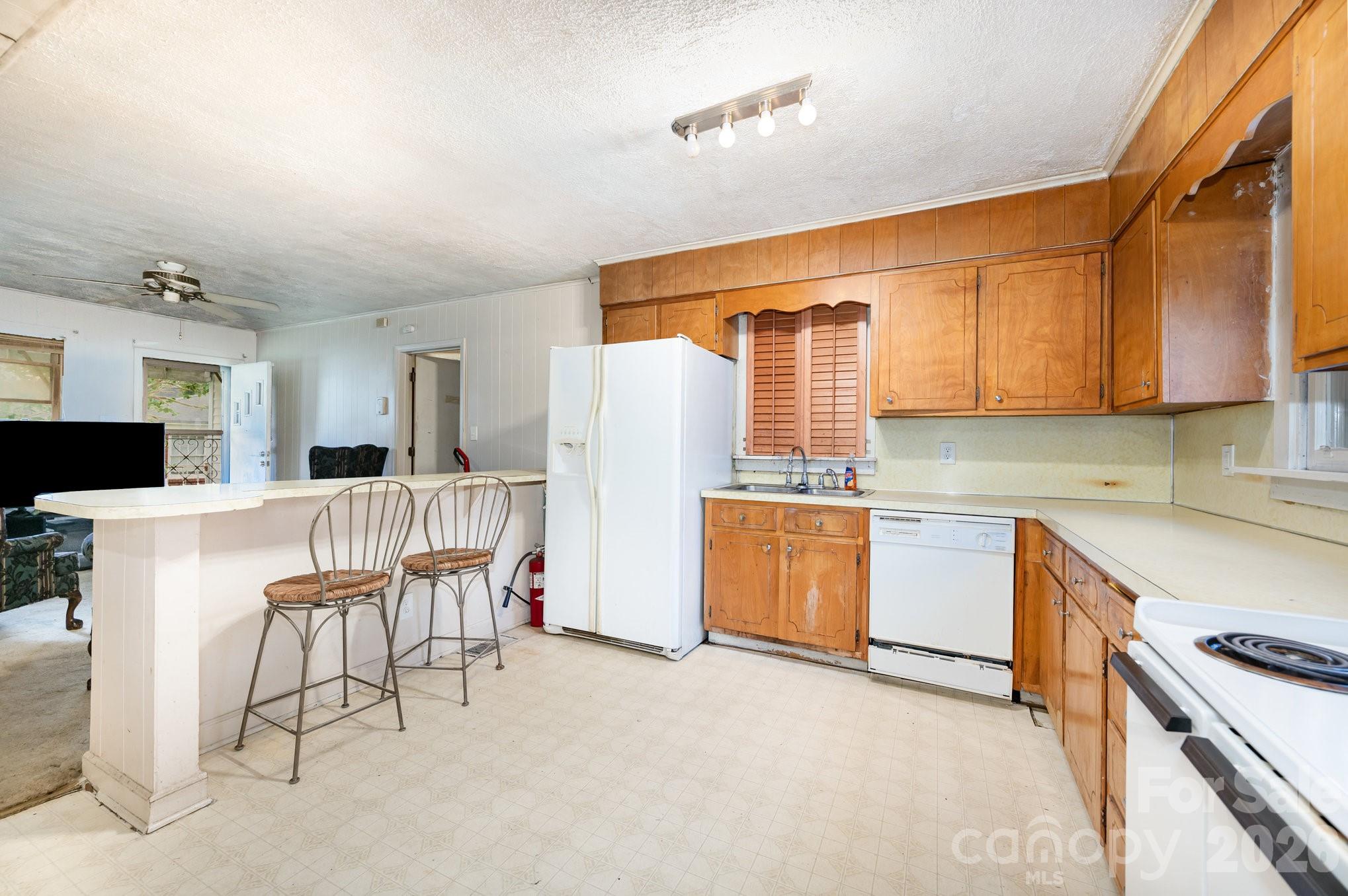 2428 Booker Avenue Charlotte NC 28216