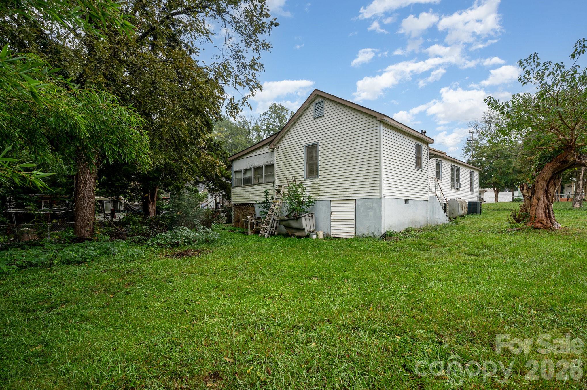 2428 Booker Avenue Charlotte NC 28216