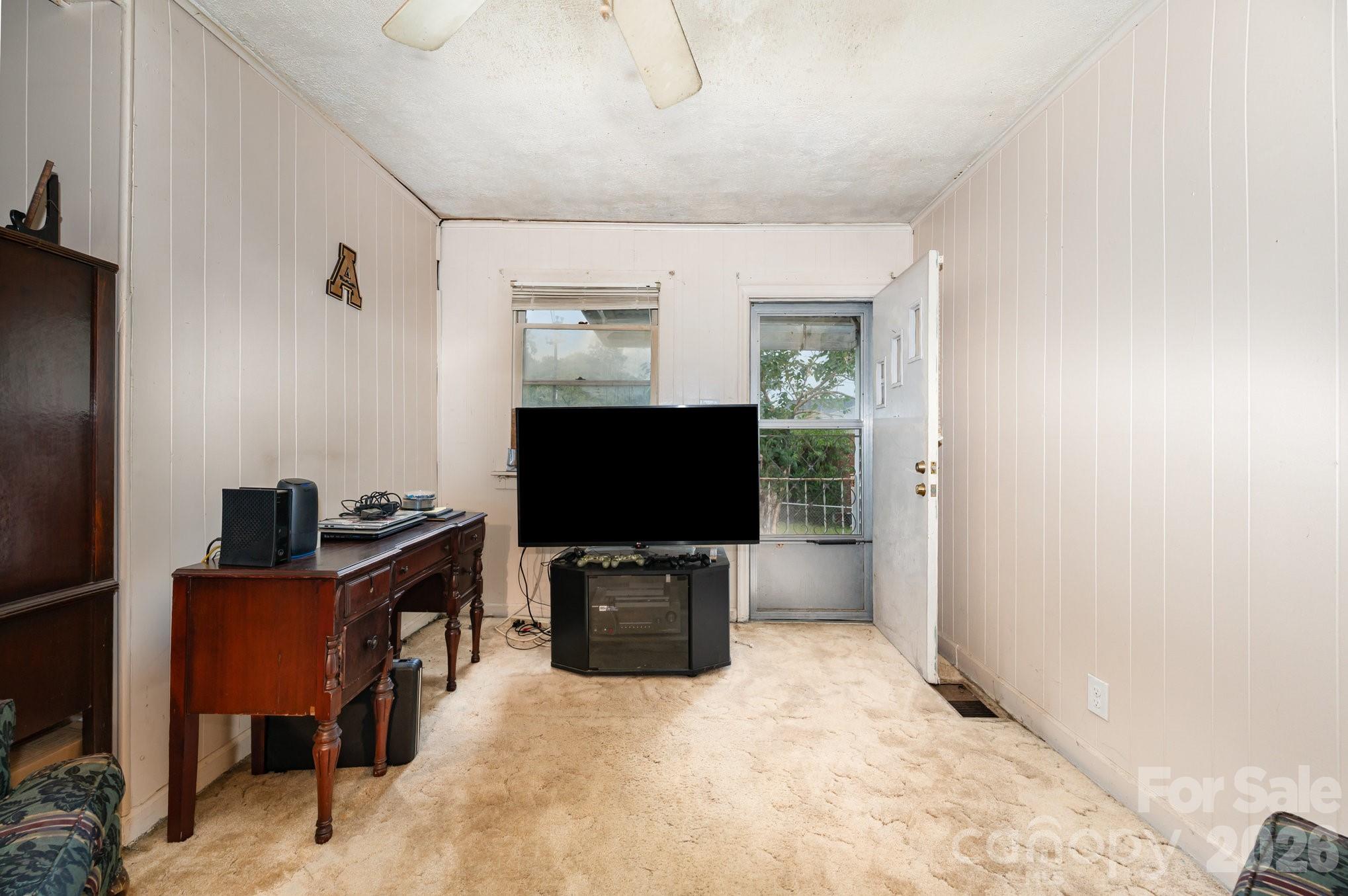 2428 Booker Avenue Charlotte NC 28216