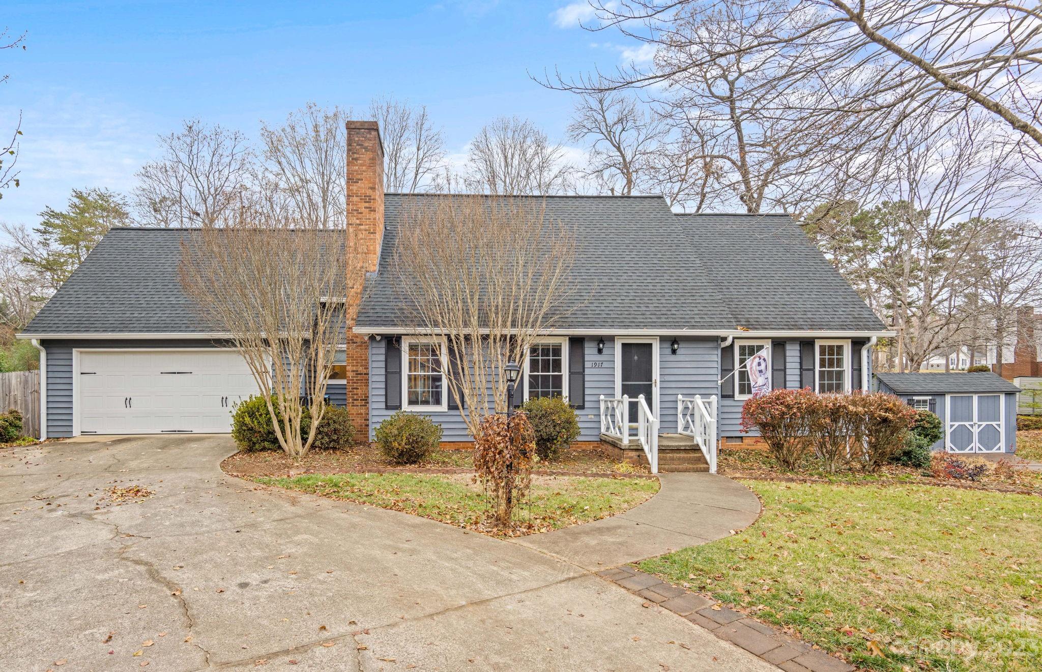1917 20th Street Circle NE Hickory NC 28601