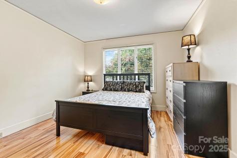 1107 South Point Road Belmont NC 28012