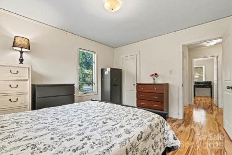 1107 South Point Road Belmont NC 28012