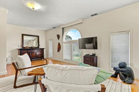 1107 South Point Road Belmont NC 28012