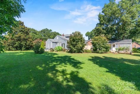 1107 South Point Road Belmont NC 28012