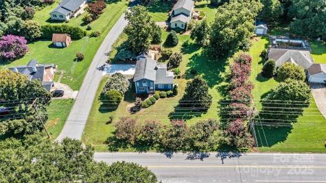 1107 South Point Road Belmont NC 28012