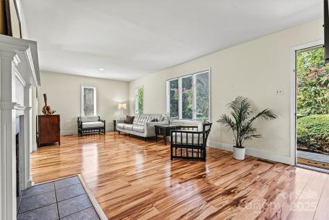 1107 South Point Road Belmont NC 28012