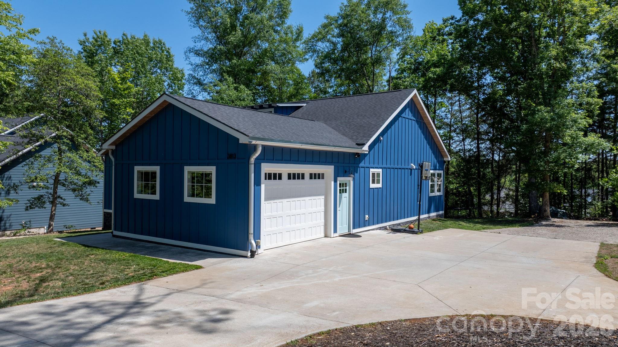 3813 54th Avenue NE Hickory NC 28601