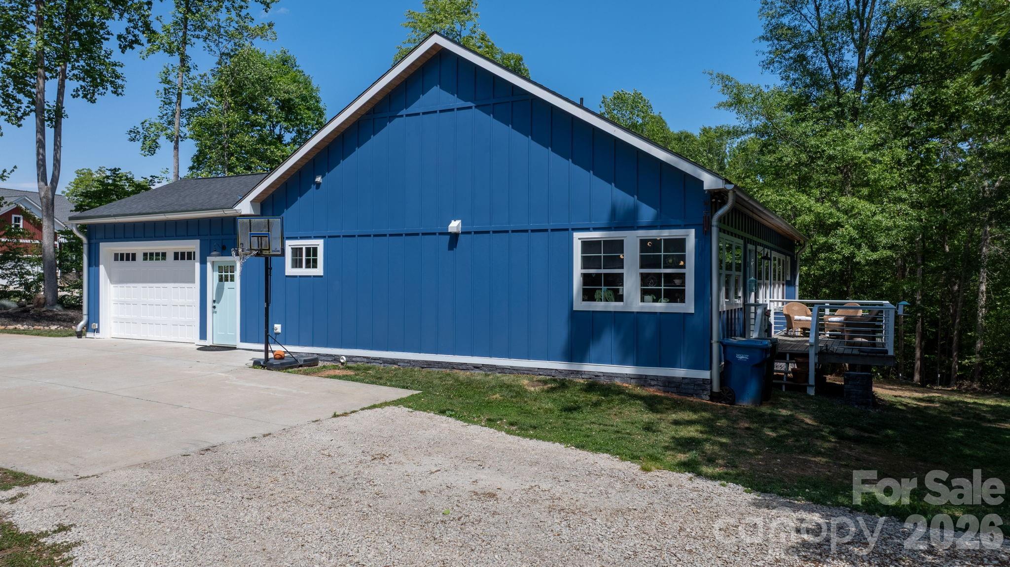 3813 54th Avenue NE Hickory NC 28601