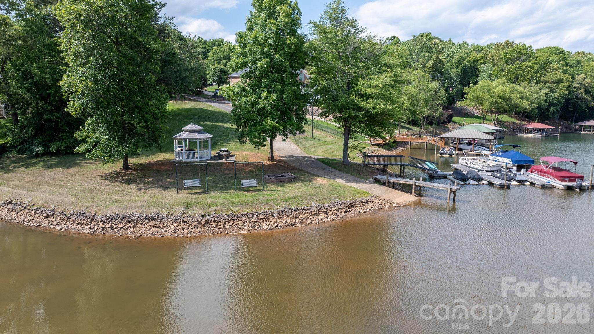 3813 54th Avenue NE Hickory NC 28601