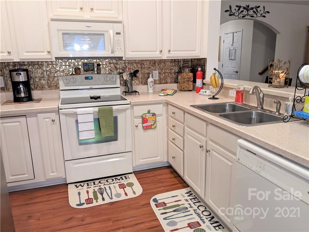 2026 Sugarbush Drive Charlotte NC 28214