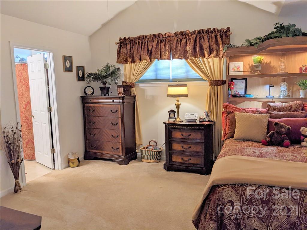 2026 Sugarbush Drive Charlotte NC 28214
