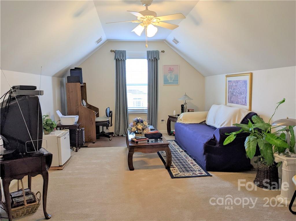 2026 Sugarbush Drive Charlotte NC 28214
