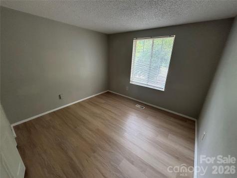 9525 Robert Burns Court Charlotte NC 28213