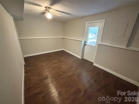 9525 Robert Burns Court Charlotte NC 28213