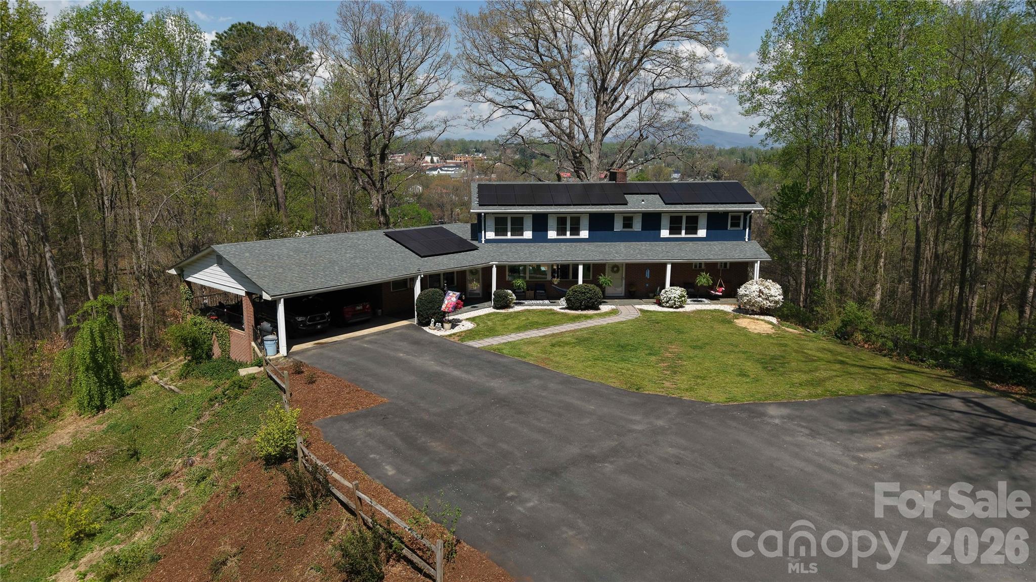 56 E Glenview Street Marion NC 28752