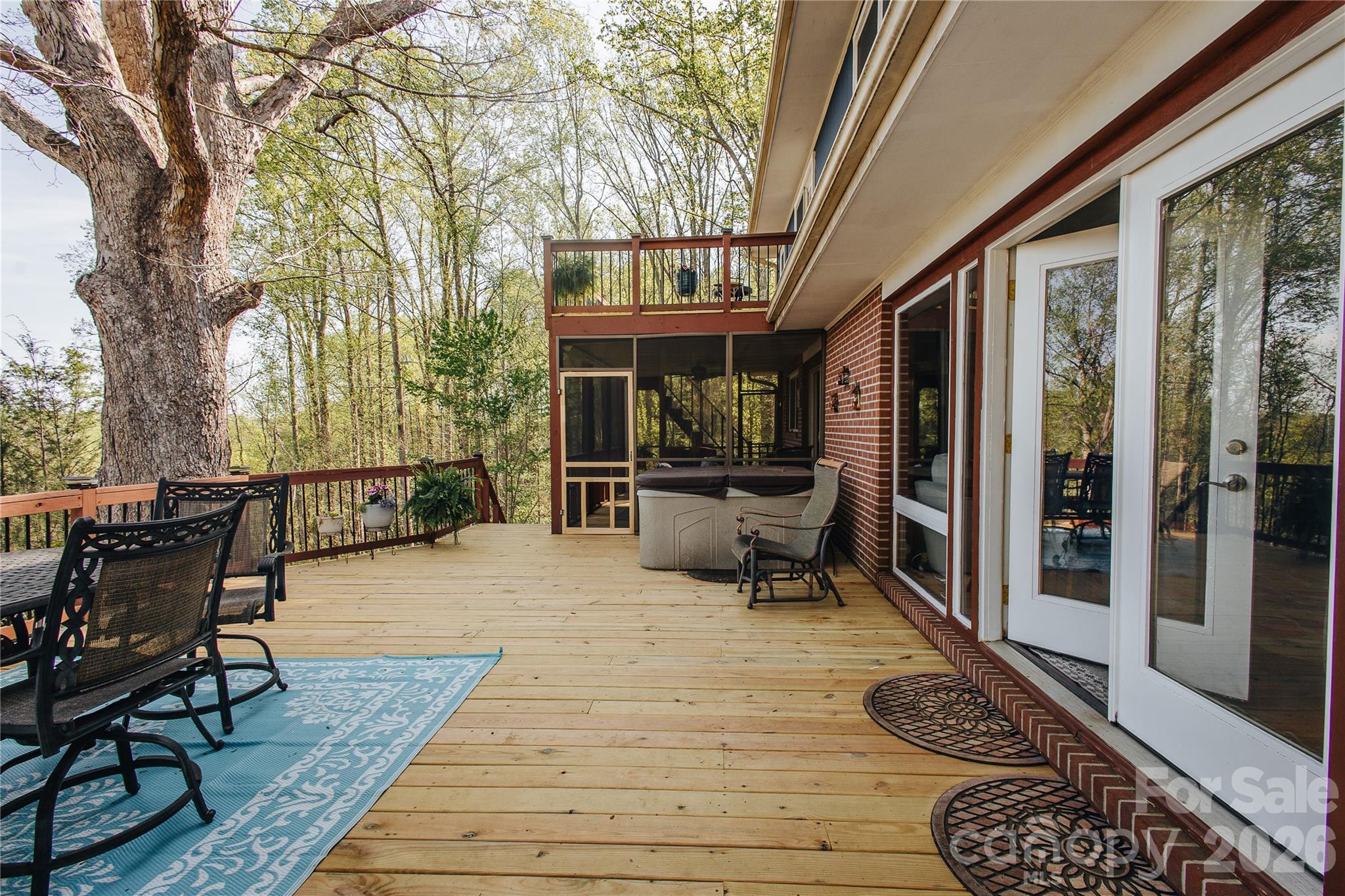 56 E Glenview Street Marion NC 28752