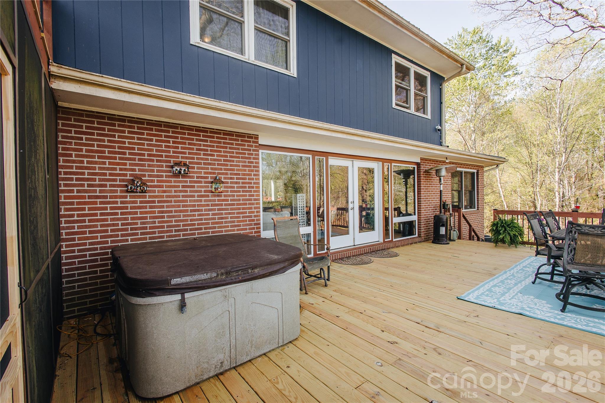 56 E Glenview Street Marion NC 28752