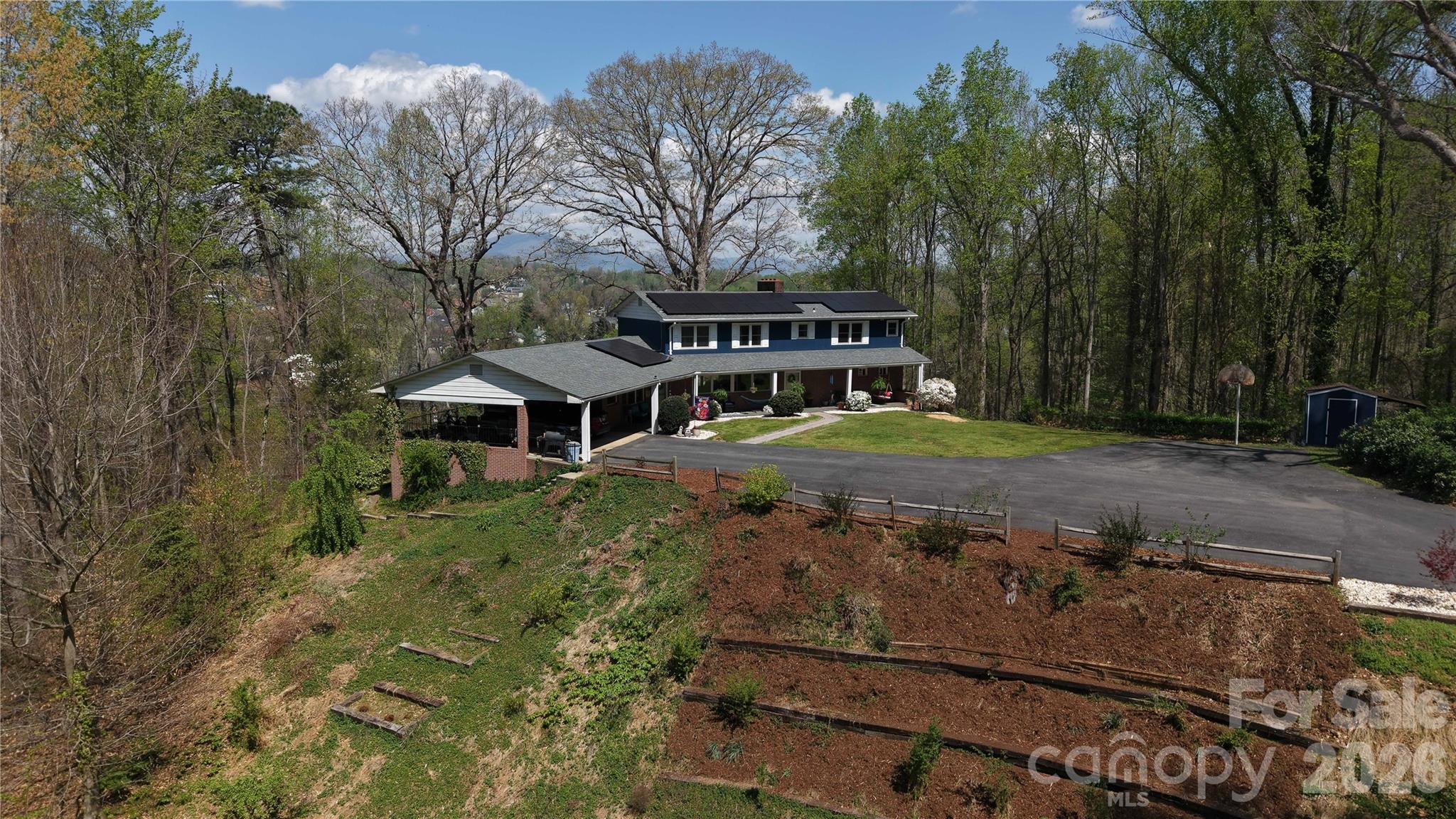 56 E Glenview Street Marion NC 28752