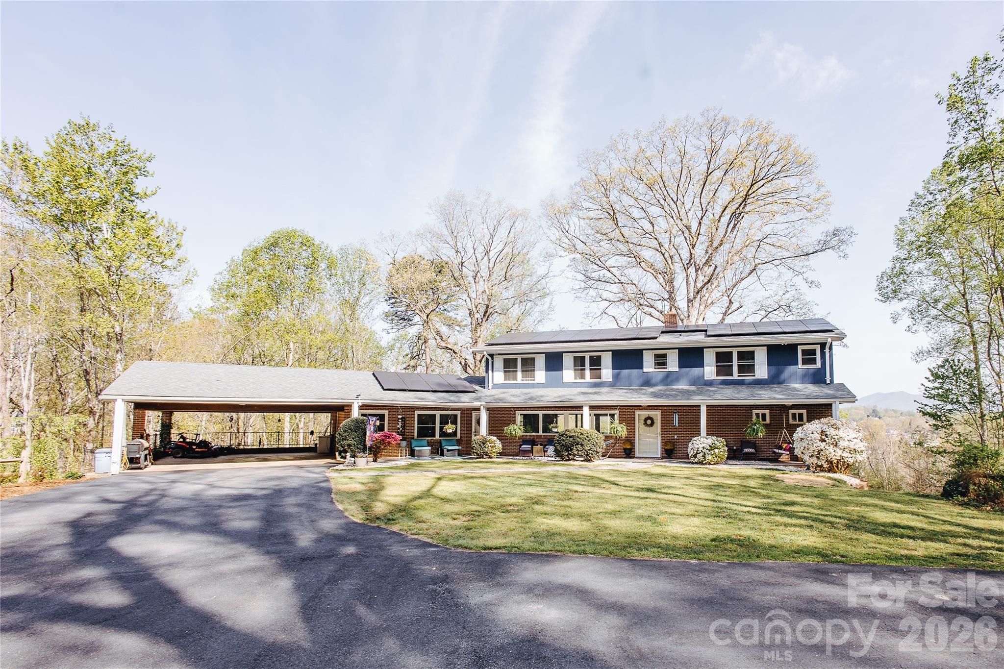 56 E Glenview Street Marion NC 28752