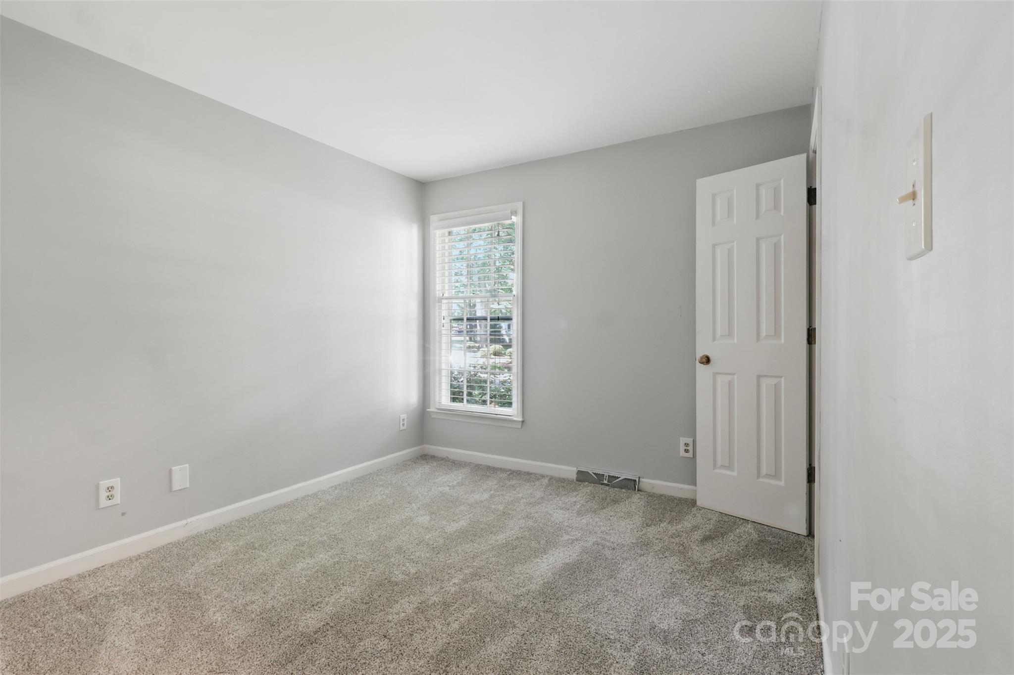 1517 E Barden Road Charlotte NC 28226