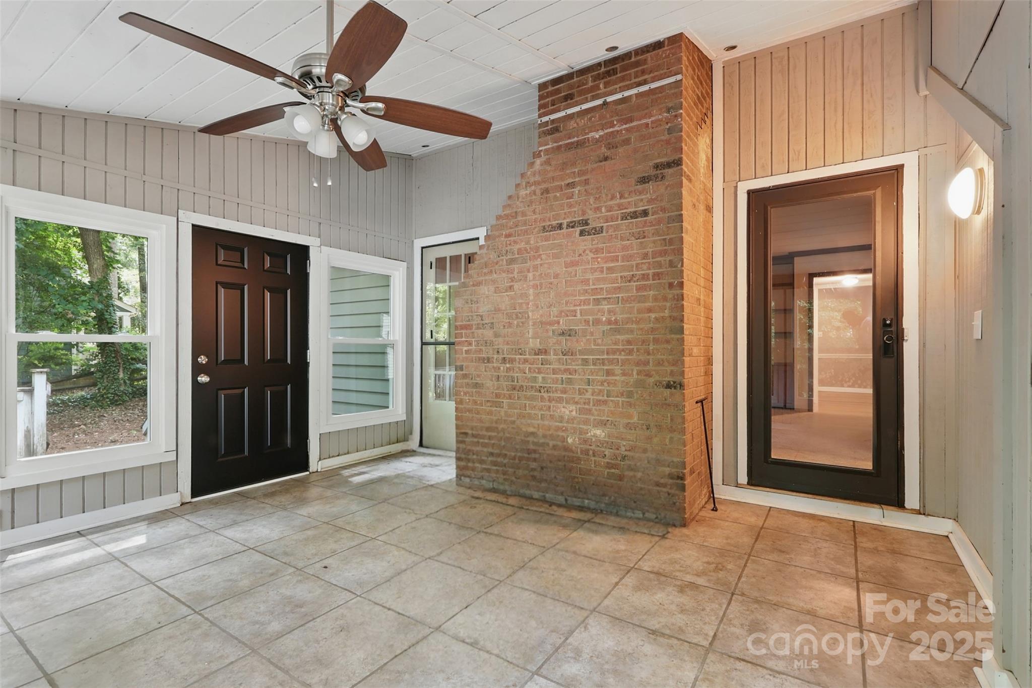 1517 E Barden Road Charlotte NC 28226