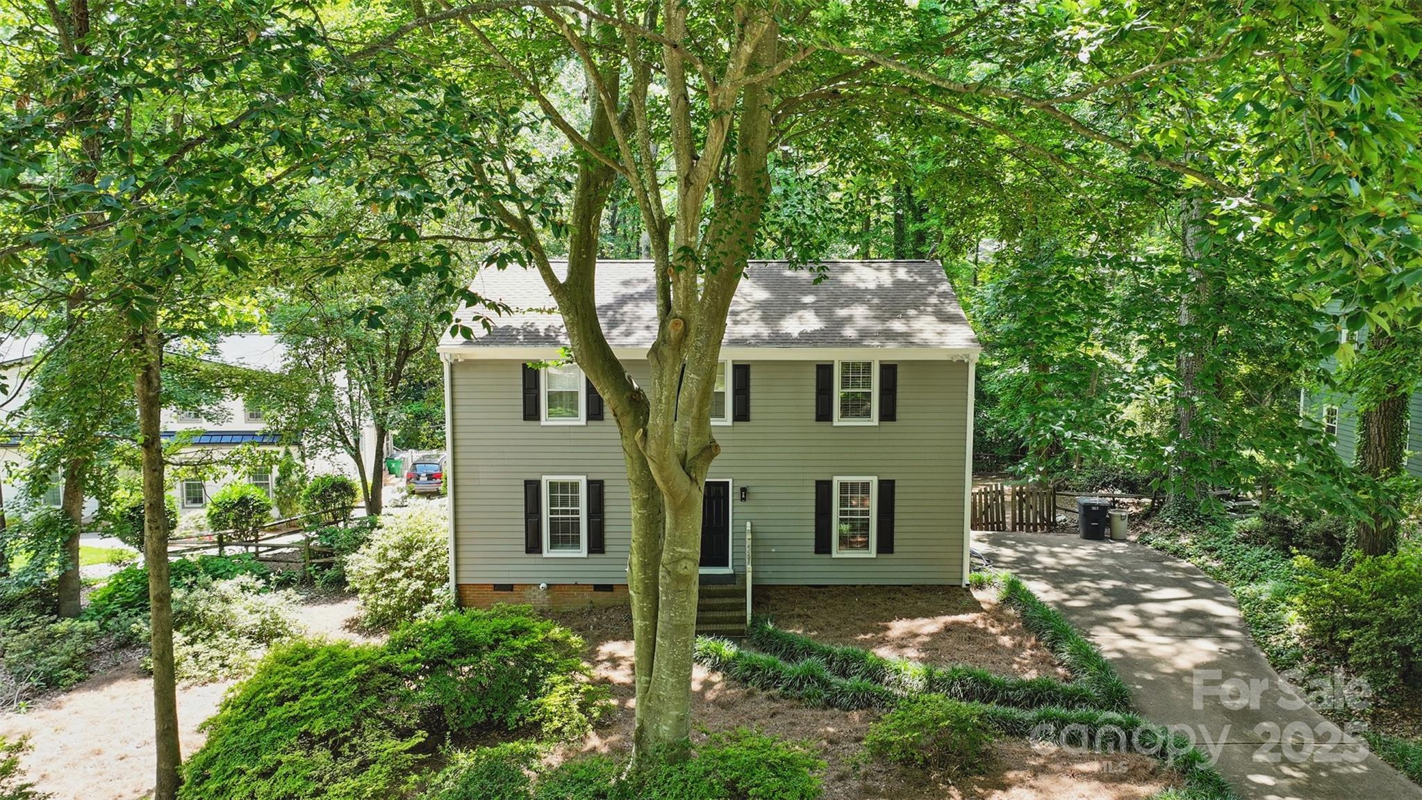 1517 E Barden Road Charlotte NC 28226
