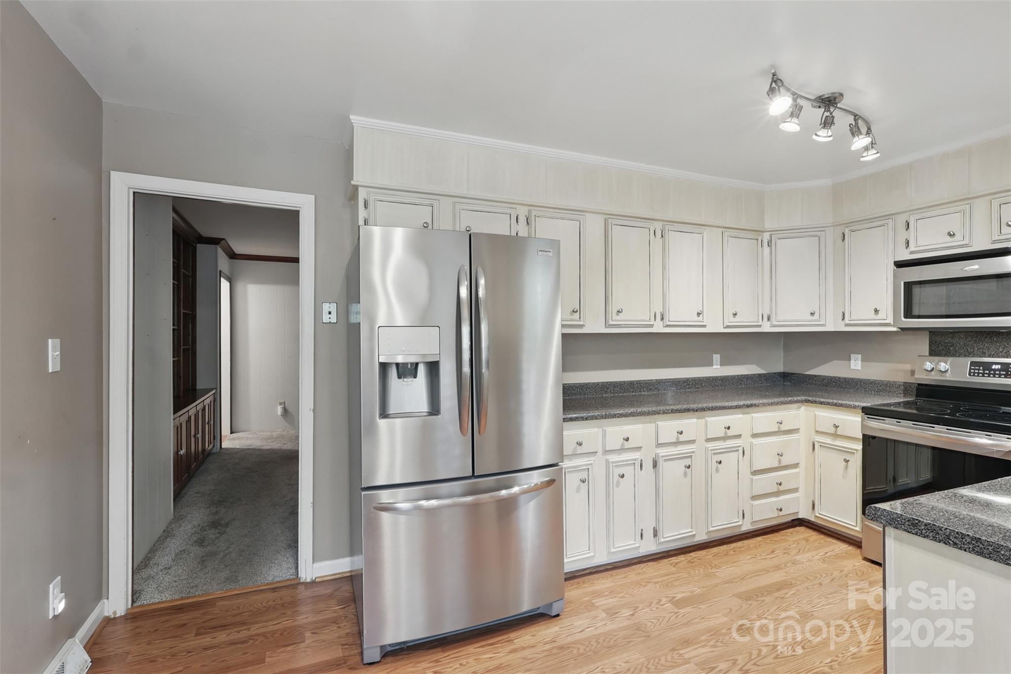 1517 E Barden Road Charlotte NC 28226