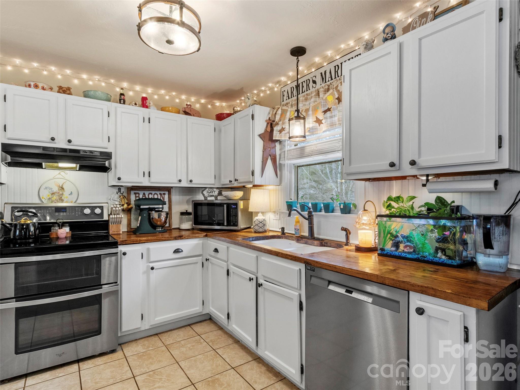 101 Hunters Ridge Road Burnsville NC 28714