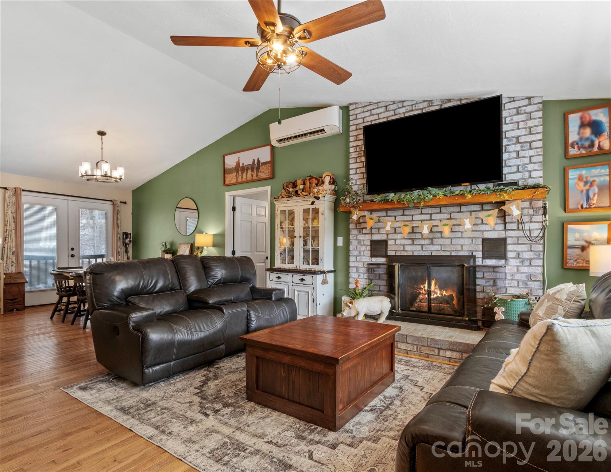 101 Hunters Ridge Road Burnsville NC 28714