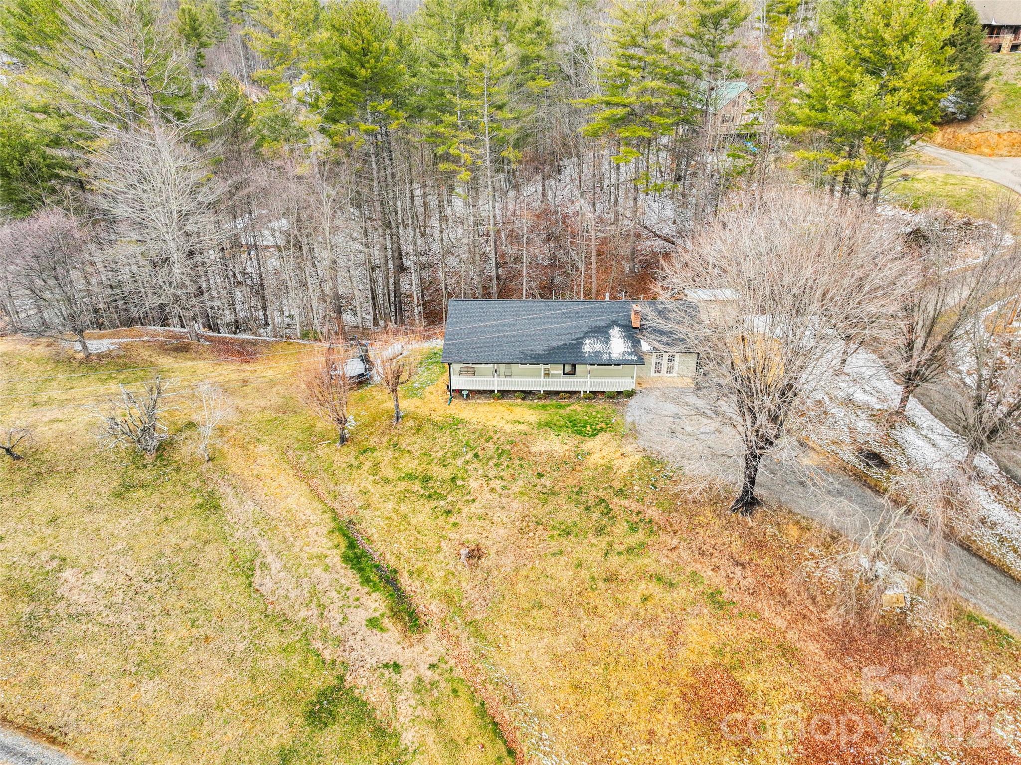 101 Hunters Ridge Road Burnsville NC 28714