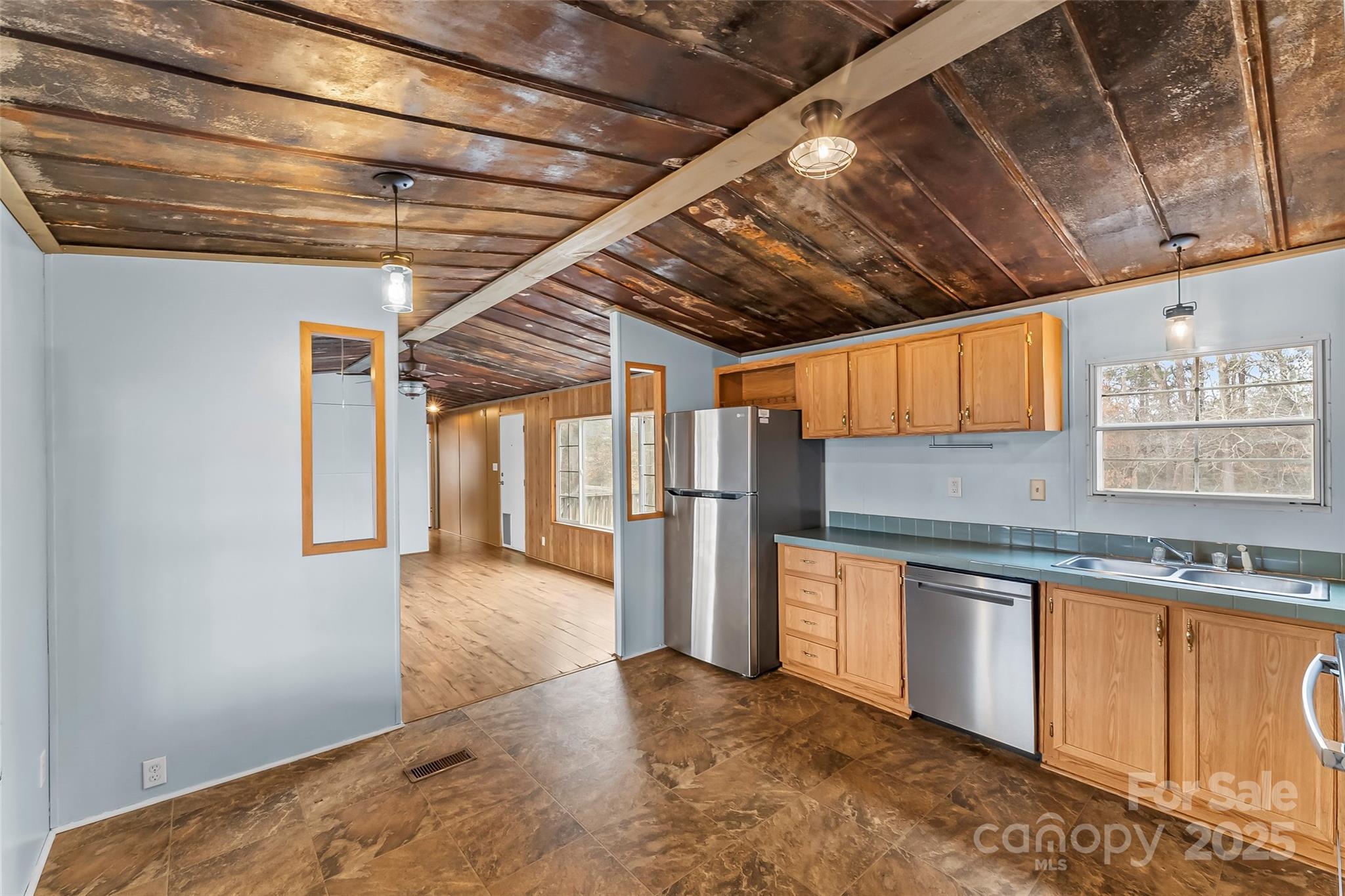 499 Indian Hill Road Olin NC 28660