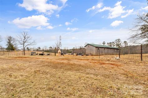 499 Indian Hill Road Olin NC 28660