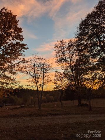 499 Indian Hill Road Olin NC 28660