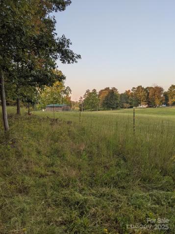499 Indian Hill Road Olin NC 28660