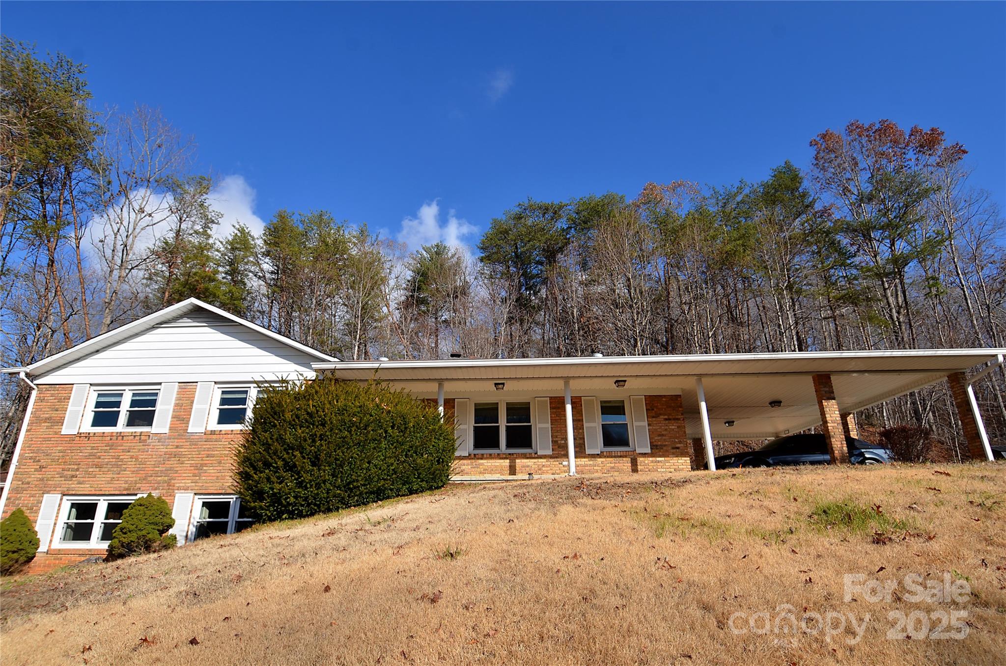 2556 Nix Creek Road Marion NC 28752