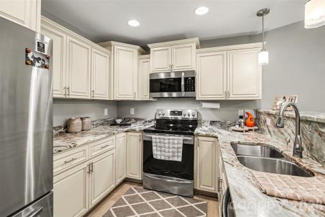 105 Oak Ridge Drive Archdale NC 27263
