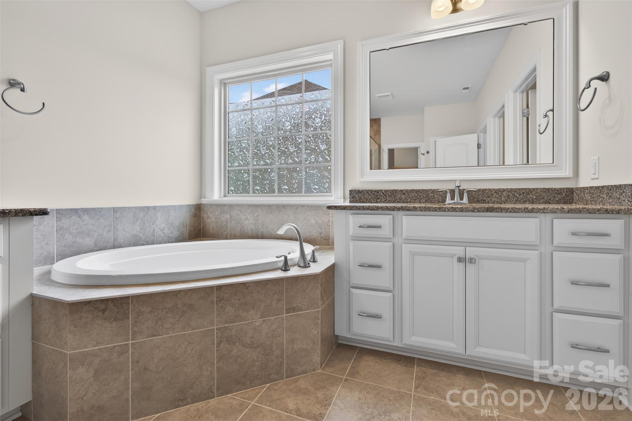 8224 Cornhill Avenue Charlotte NC 28277