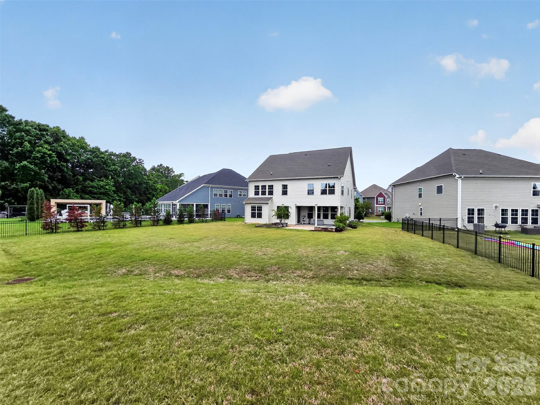8224 Cornhill Avenue Charlotte NC 28277