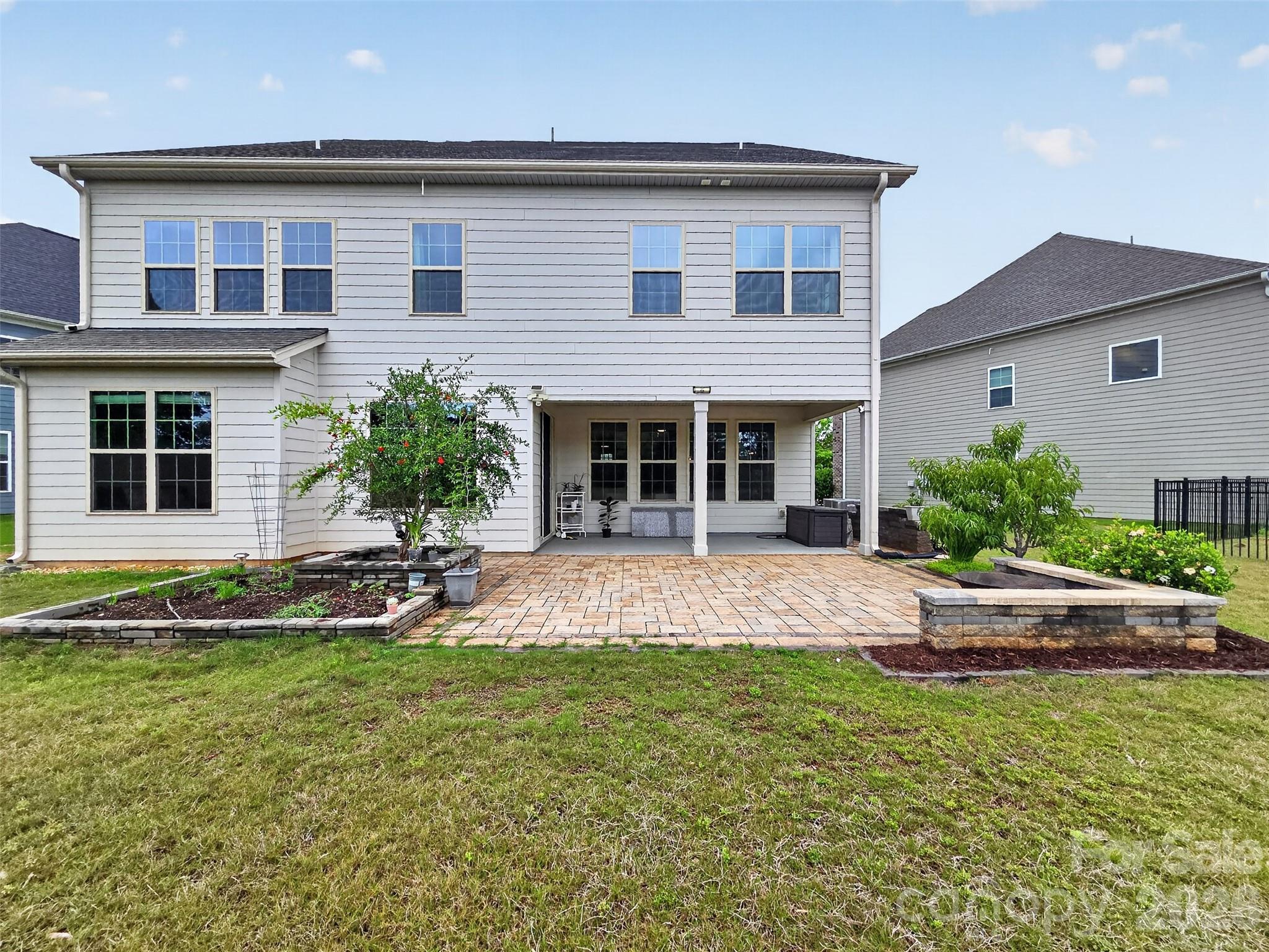 8224 Cornhill Avenue Charlotte NC 28277