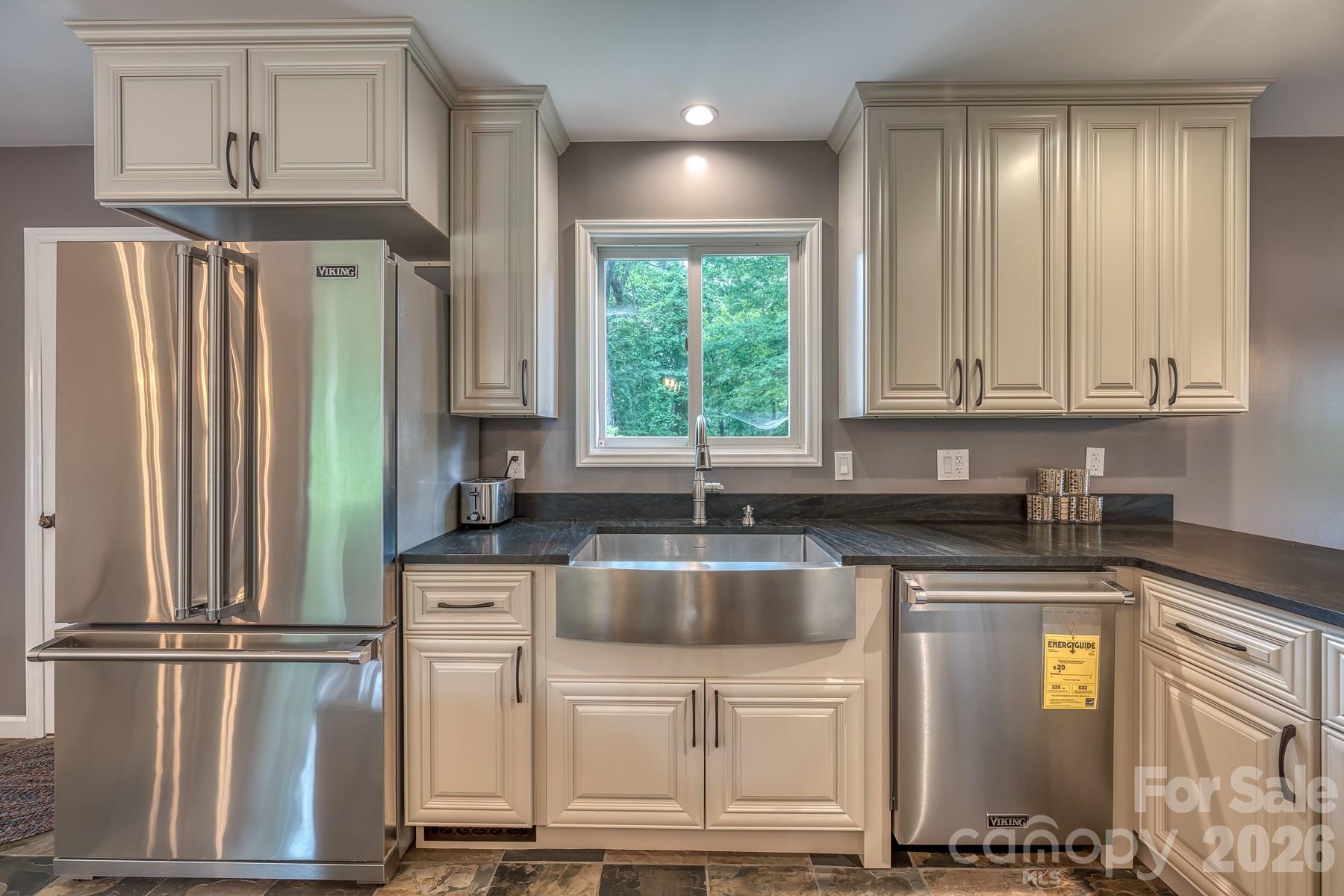294 Martha Drive Spruce Pine NC 28777