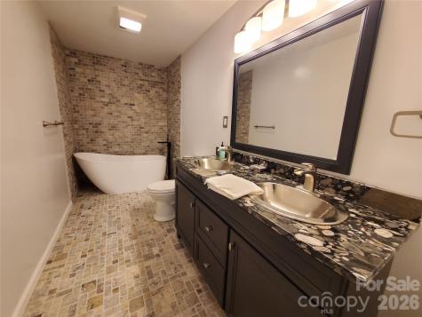 294 Martha Drive Spruce Pine NC 28777