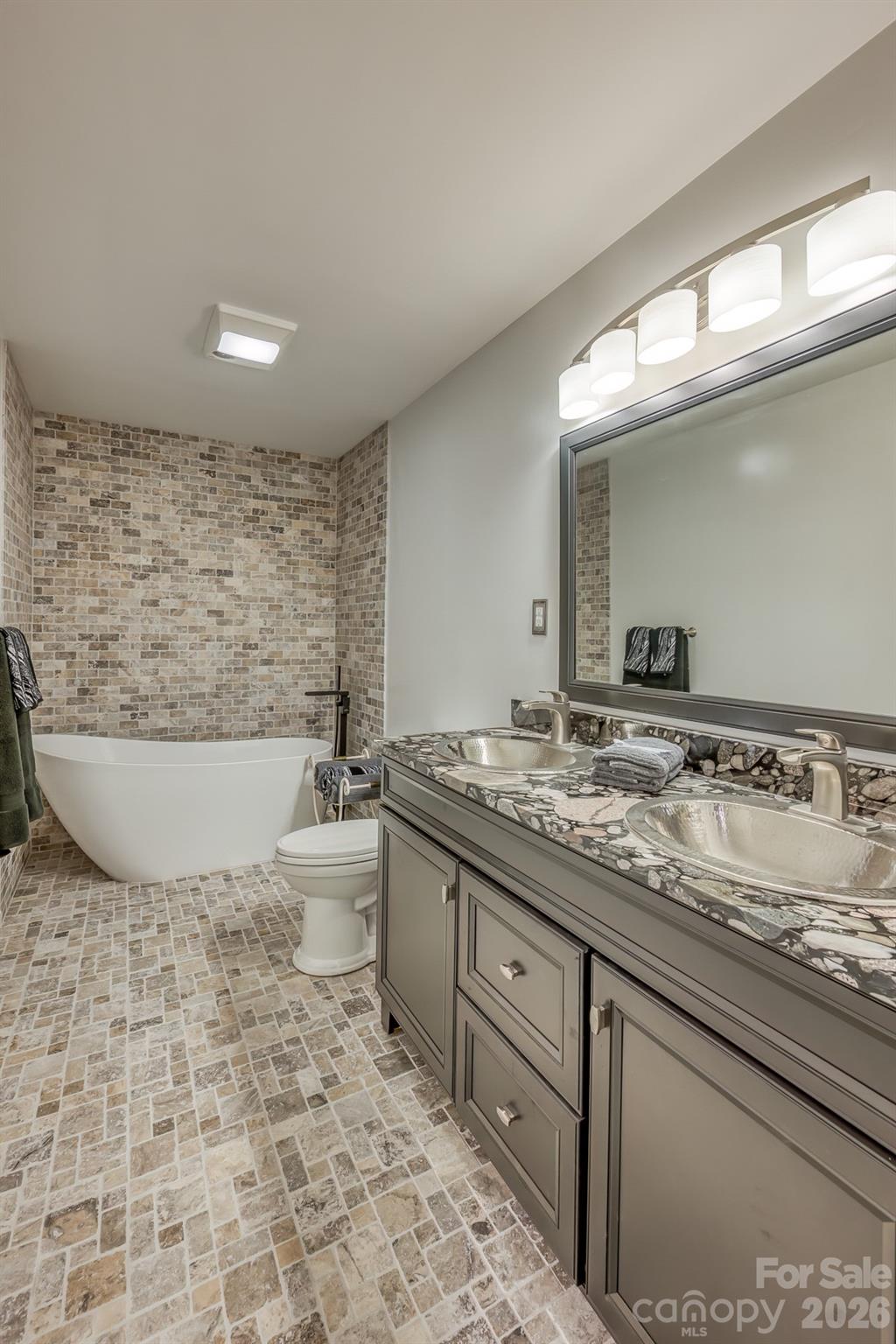 294 Martha Drive Spruce Pine NC 28777