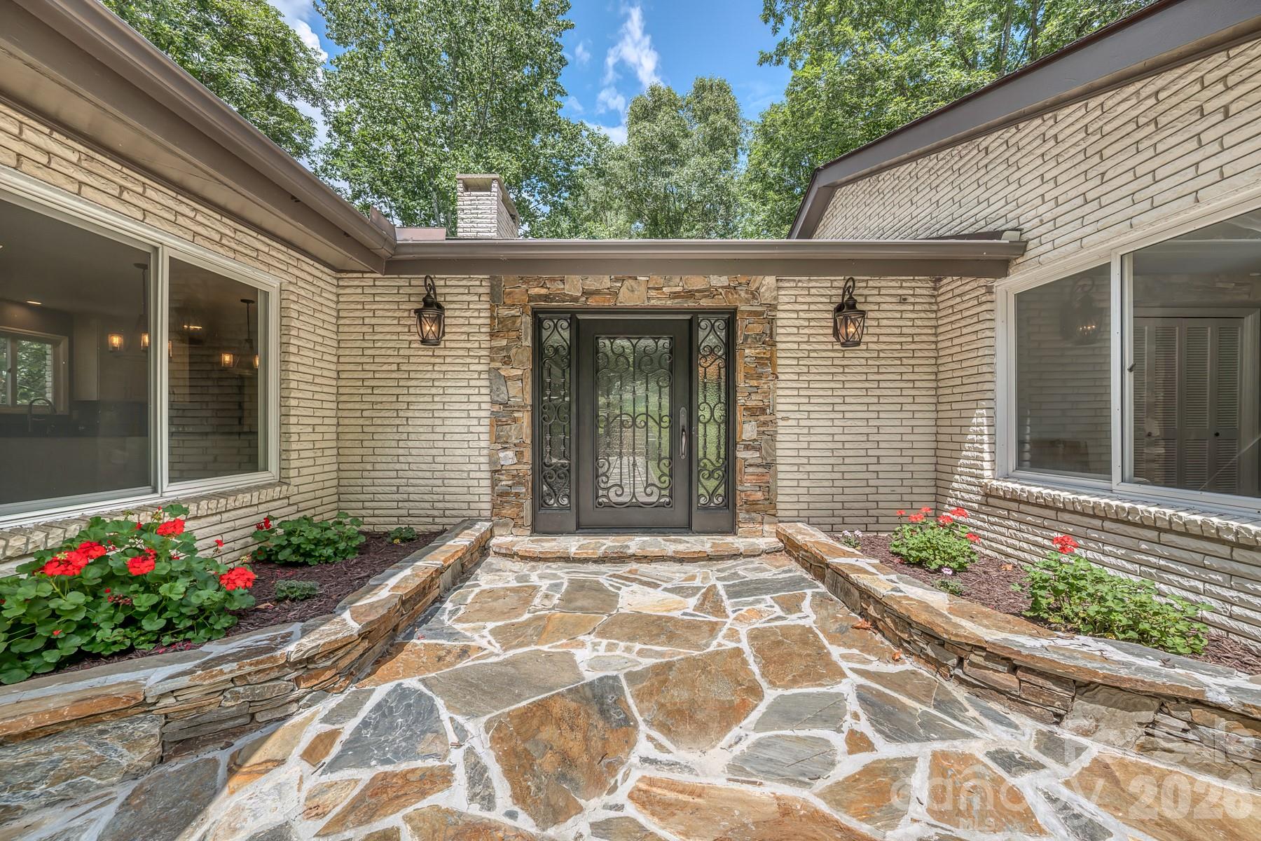 294 Martha Drive Spruce Pine NC 28777