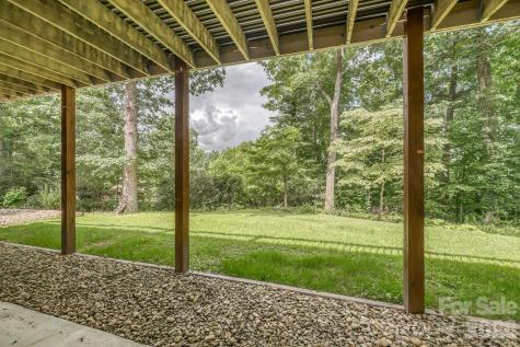 294 Martha Drive Spruce Pine NC 28777