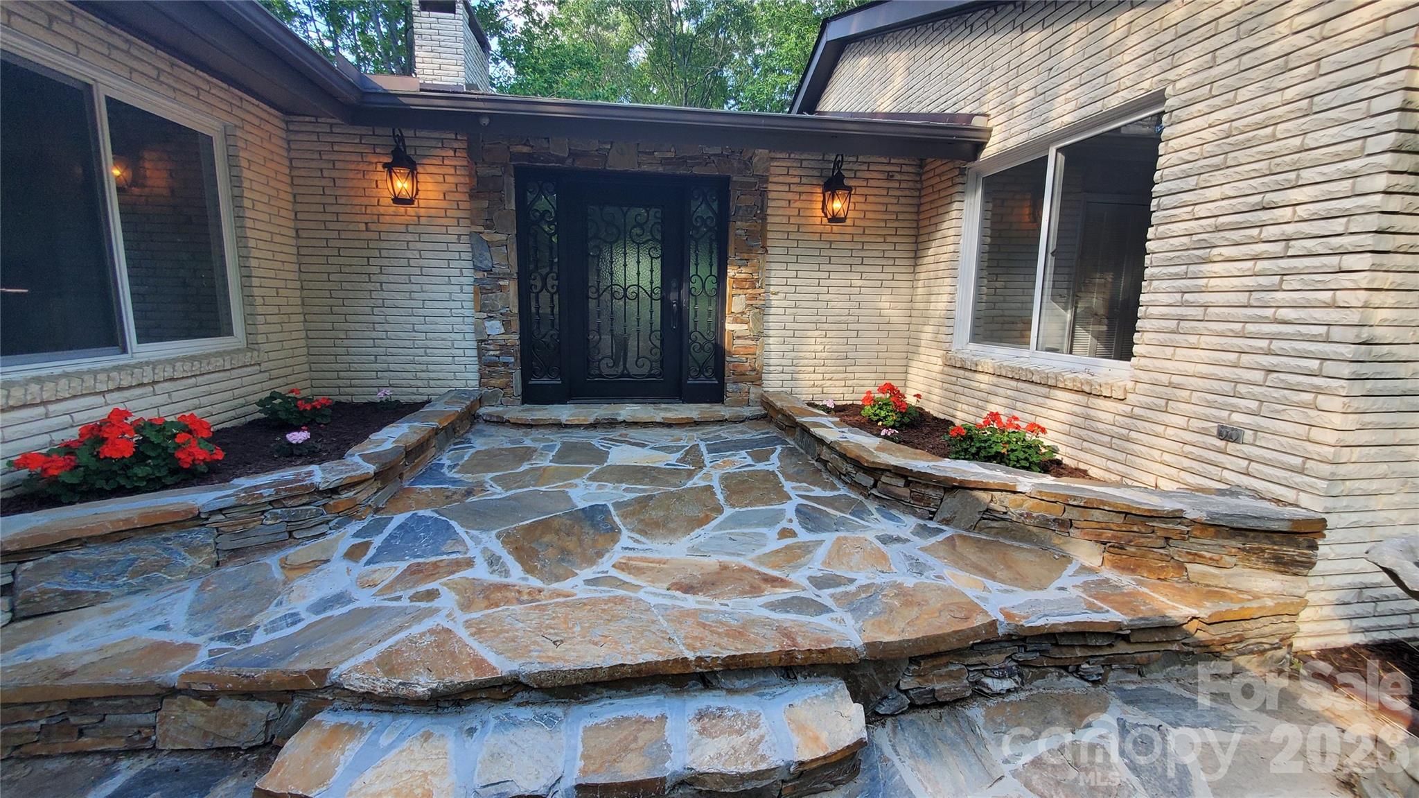 294 Martha Drive Spruce Pine NC 28777