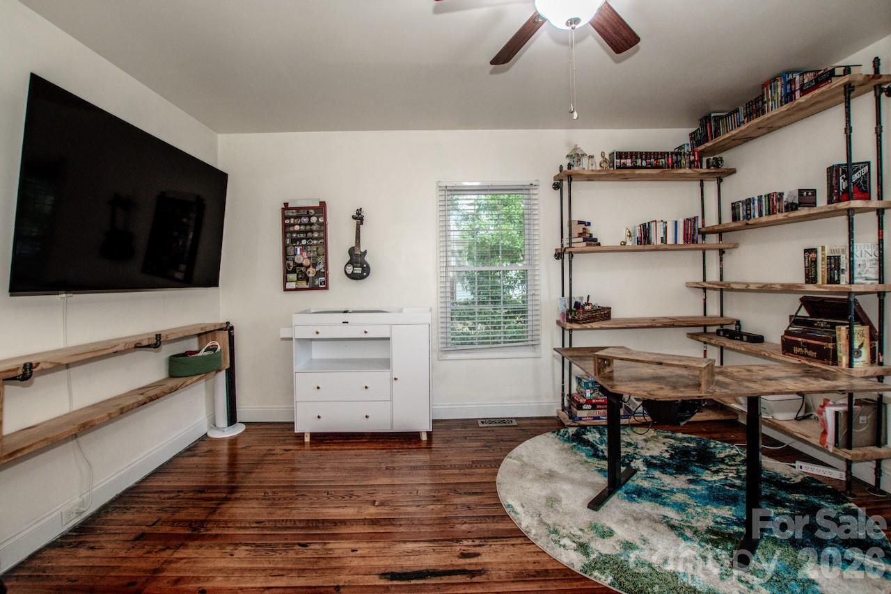1204 E Catawba Street Belmont NC 28012