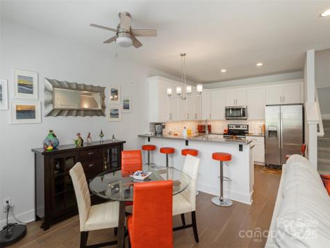 37 Thornes Lane Asheville NC 28805